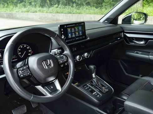 Used 2024 Honda CR-V Sport Touring image 16