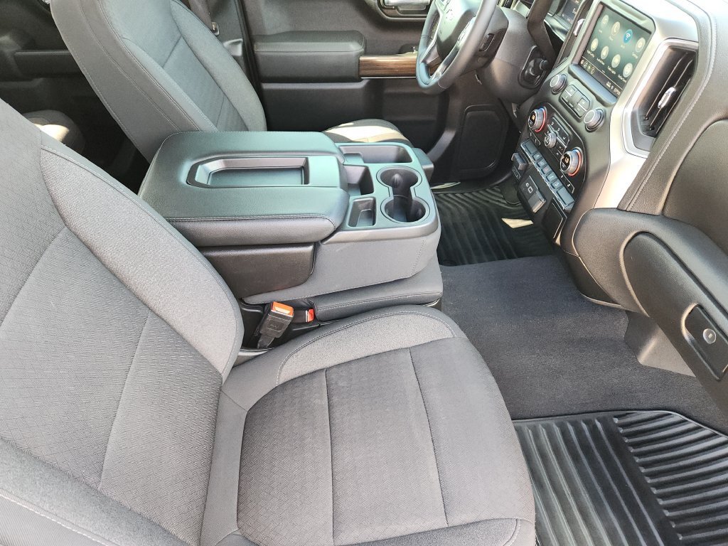 Used 2020 Chevrolet Silverado 1500 LT w/ Texas Edition AWD/4WD image 24