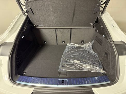 New 2026 Porsche Cayenne Coupe image 17