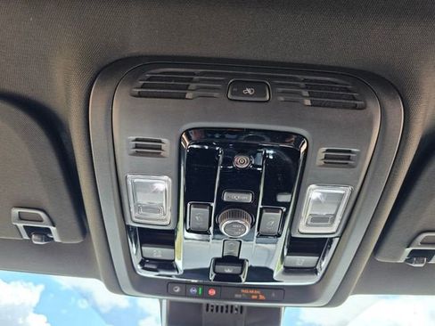 New 2026 GMC Yukon XL AT4 Ultimate AWD/4WD image 26