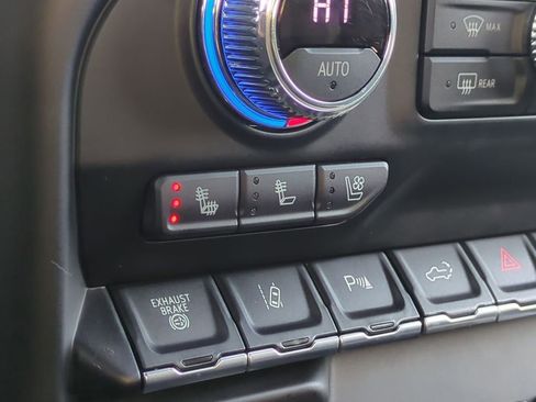 Used 2022 GMC Sierra 2500 Denali w/ Denali Ultimate Package image 40