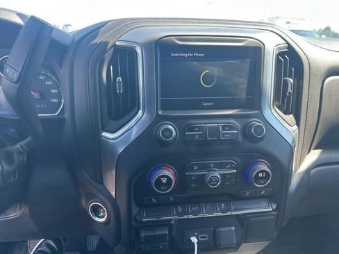 Used 2022 Chevrolet Silverado 2500 LT w/ Convenience Package image 16