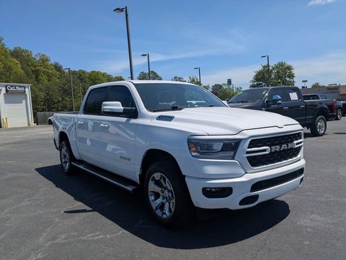 Used 2022 RAM 1500 Big Horn AWD/4WD image 3