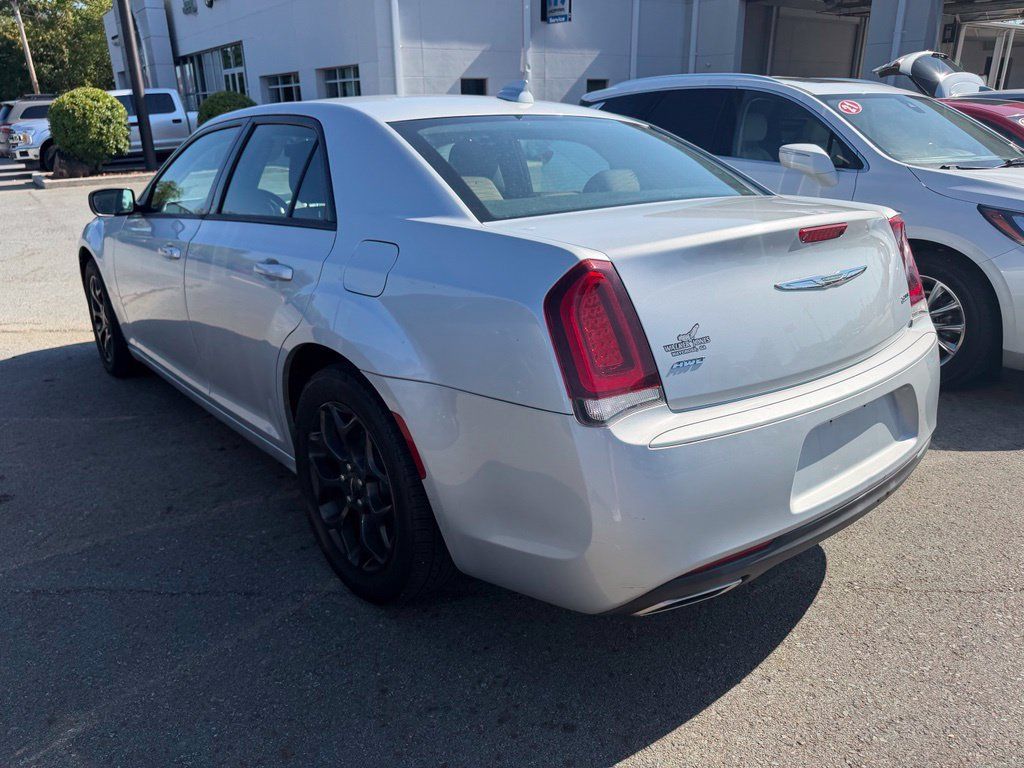 Used 2019 Chrysler 300 Touring w/ Sport Appearance Package AWD/4WD image 6