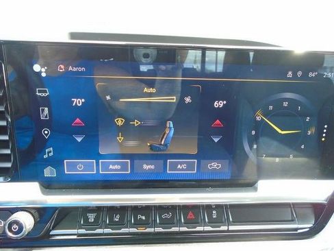 Used 2024 Chevrolet Silverado 3500 LTZ w/ LTZ Plus Package AWD/4WD image 12
