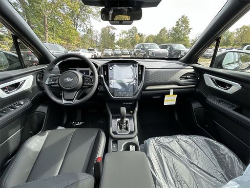 New 2025 Subaru Forester Limited image 12