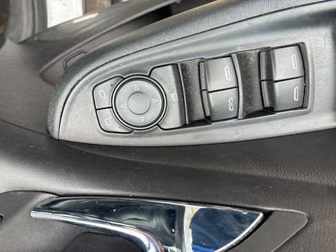 Used 2018 Chevrolet Volt LT w/ Comfort Package image 7