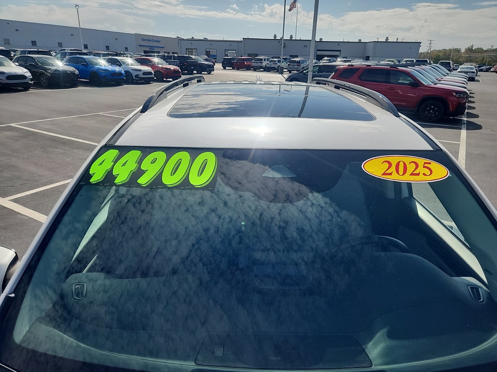 Used 2025 Honda Pilot Touring image 13