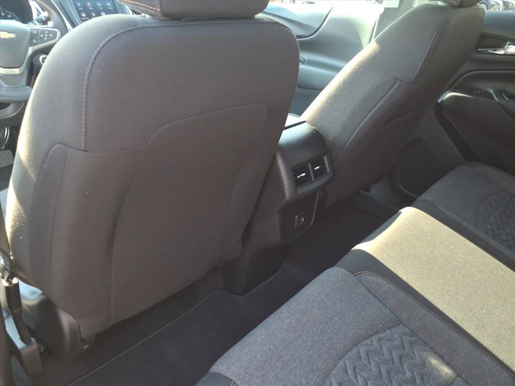 Used 2023 Chevrolet Equinox LT FWD image 15