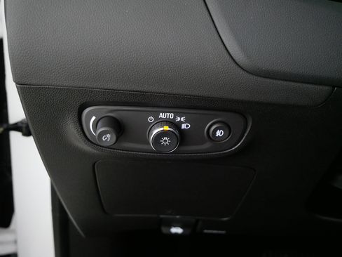 Certified 2022 Buick Encore GX Select w/ Safety Package II image 26