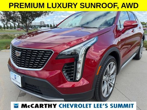 Used 2023 Cadillac XT4 Premium Luxury AWD/4WD image 4
