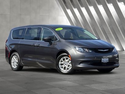 Used 2022 Chrysler Voyager LX