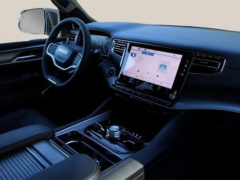 New 2025 Jeep Wagoneer L Series II image 22