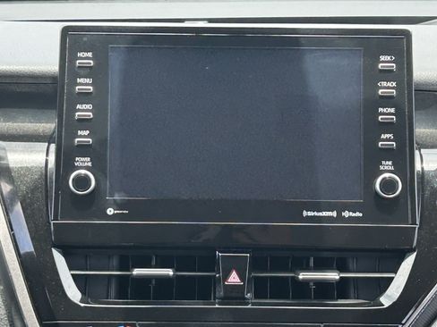Used 2024 Toyota Camry XSE FWD image 19