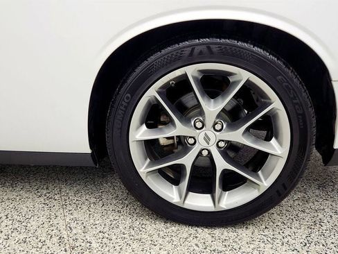 Used 2022 Dodge Challenger GT image 9