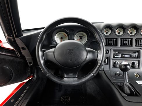 Used 1999 Dodge Viper GTS RWD image 18