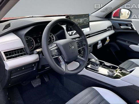 New 2026 Mitsubishi Outlander SE AWD/4WD image 6