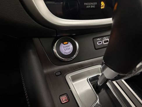 Used 2024 Nissan Murano Platinum image 42