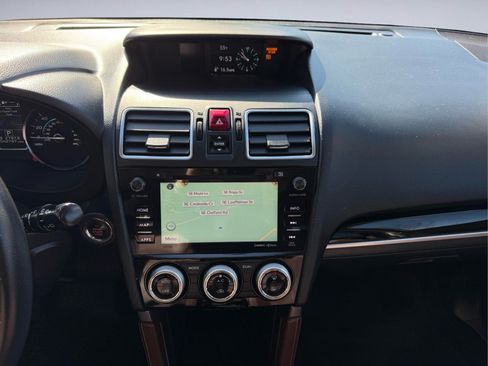Used 2017 Subaru Forester 2.5i Touring AWD/4WD image 19