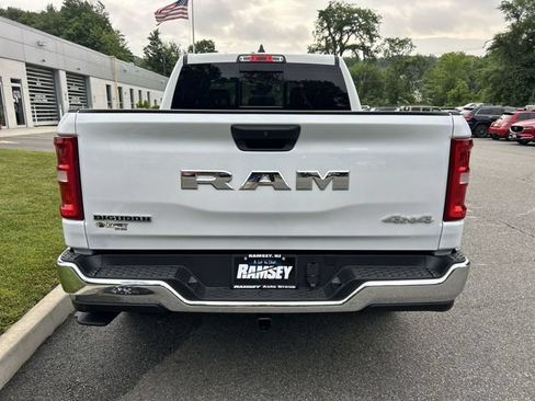 Used 2025 RAM 1500 Big Horn AWD/4WD image 7