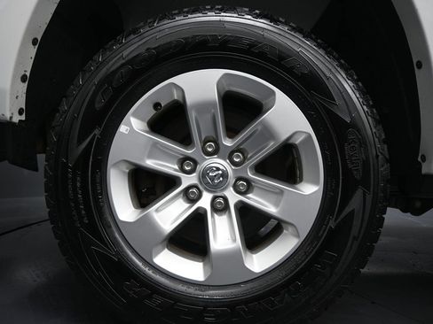 Used 2022 RAM 1500 Laramie image 9