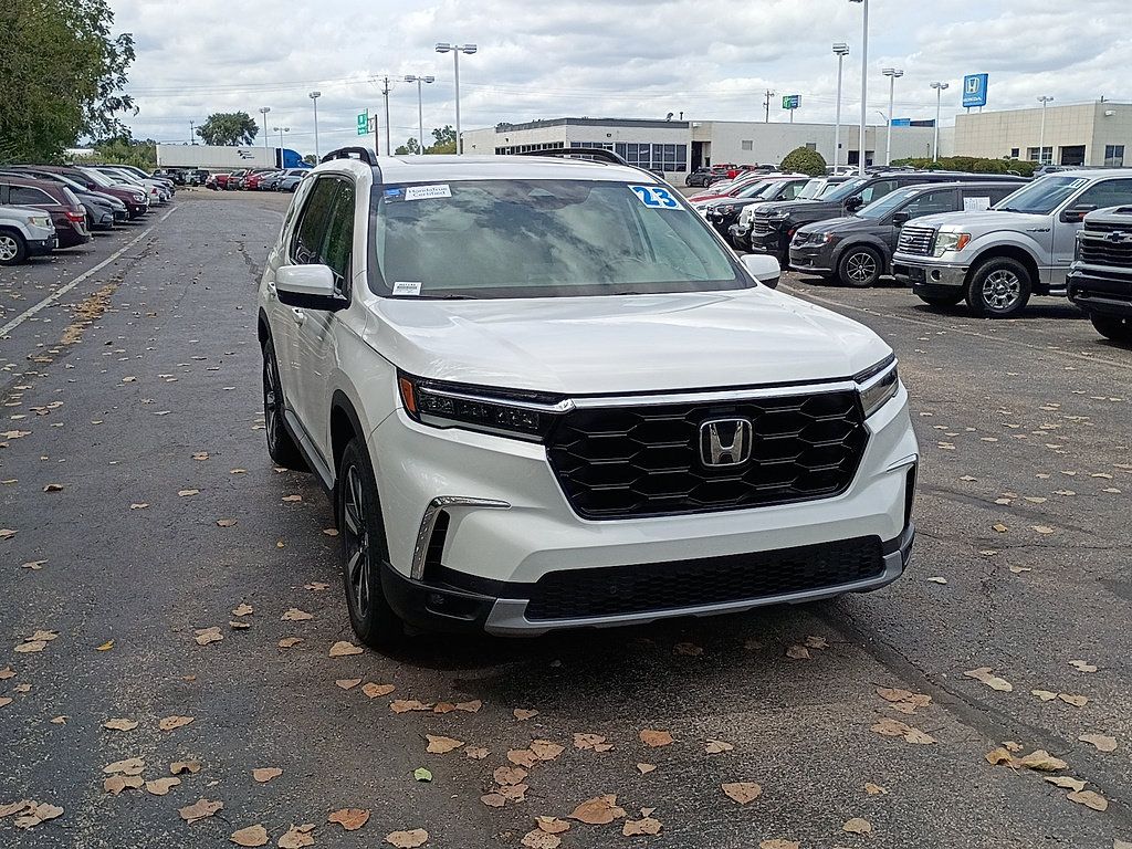 Certified 2023 Honda Pilot Touring image 1