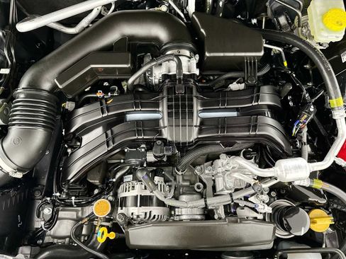 Used 2025 Subaru Crosstrek 2.5i Limited w/ Popular Package #4A image 25