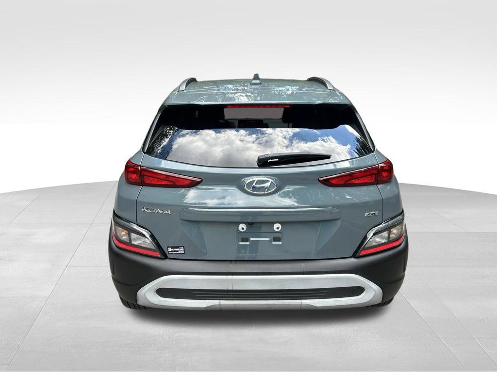Used 2023 Hyundai Kona SEL w/ Convenience Package AWD/4WD image 4