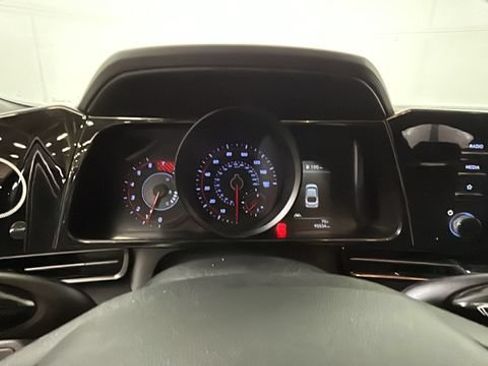 Used 2022 Hyundai Elantra N Line FWD image 17