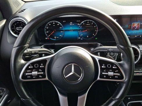 Used 2023 Mercedes-Benz GLA 250 4MATIC image 18