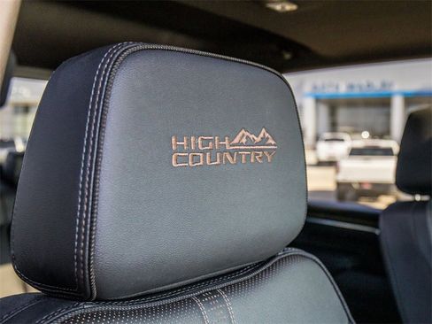 Used 2025 Chevrolet Silverado 2500 High Country w/ High Country Premium Package image 20