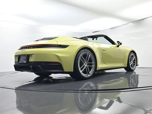 Certified 2025 Porsche 911 Carrera RWD image 57
