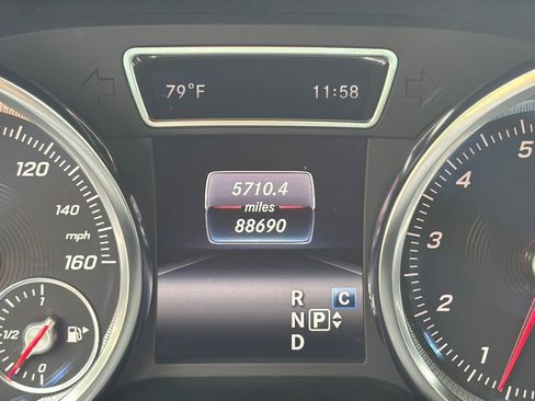 Used 2018 Mercedes-Benz GLE 350 w/ Premium 1 Package image 28