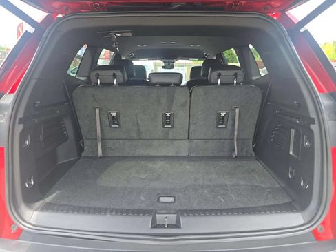 Used 2026 GMC Acadia Elevation w/ Elevation Premium Package FWD image 7