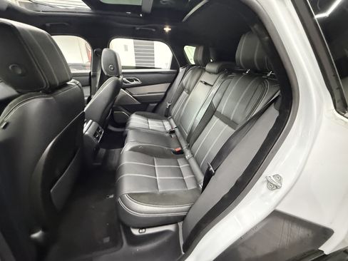 Used 2019 Land Rover Range Rover Velar R-Dynamic SE AWD/4WD image 20