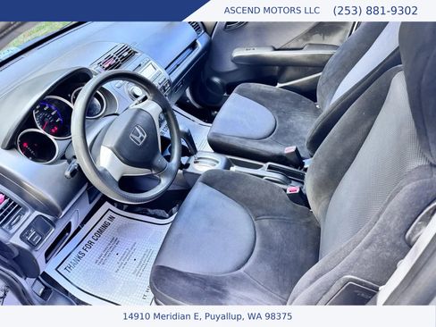 Used 2008 Honda Fit image 9