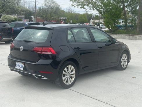 Used 2020 Volkswagen Golf 4-Door FWD image 5