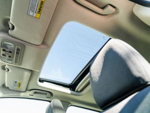 Used 2018 Honda Fit EX image 24