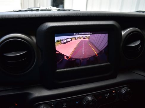 Used 2023 Jeep Wrangler Unlimited Sport AWD/4WD image 47