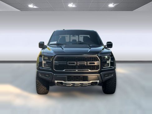 Used 2018 Ford F150 Raptor w/ Equipment Group 802A Luxury AWD/4WD image 6