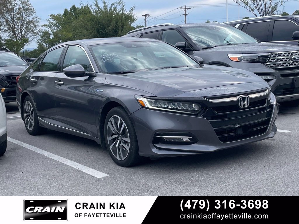 Used 2018 Honda Accord Touring image 1