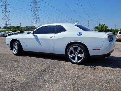 Used 2015 Dodge Challenger R/T w/ Quick Order Package 28B R/T image 3
