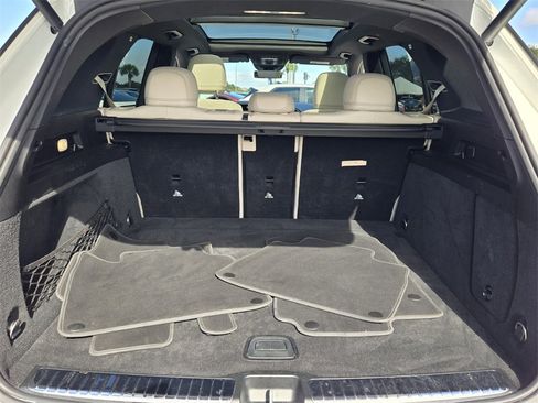 Used 2024 Mercedes-Benz GLE 450 4MATIC image 14