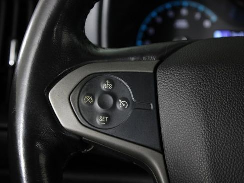 Used 2017 Chevrolet Colorado Z71 image 24