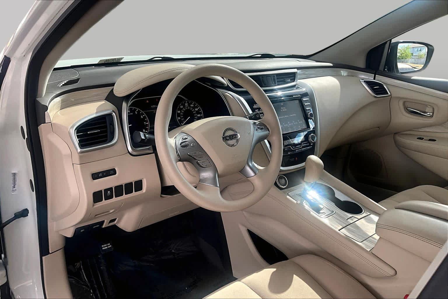 Used 2016 Nissan Murano S w/ Navigation Package FWD image 17