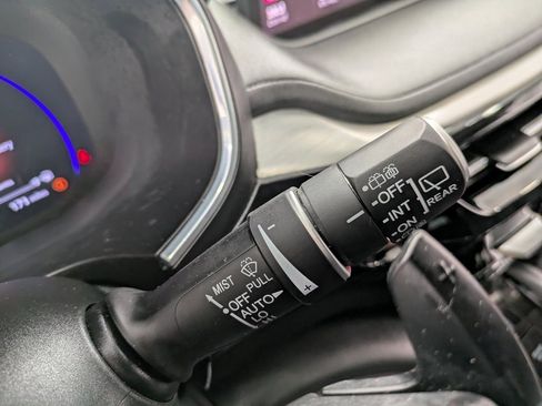 Used 2023 Acura MDX SH-AWD w/ Technology Package image 17