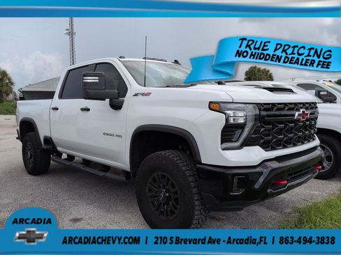 Used 2025 Chevrolet Silverado 2500 ZR2 AWD/4WD image 1