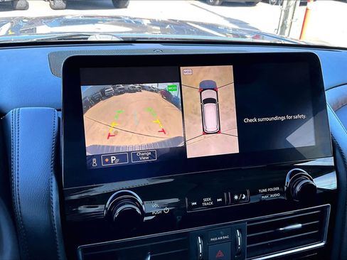 Used 2022 Nissan Armada SL image 26