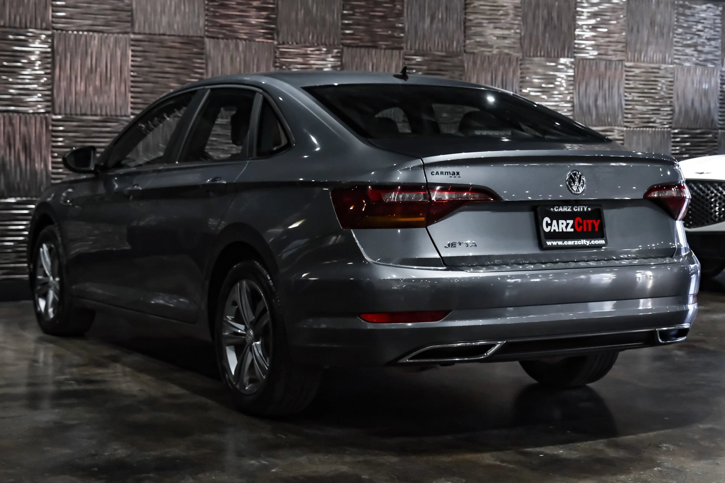 Used 2019 Volkswagen Jetta R-Line FWD image 12