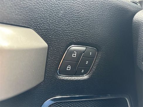 Used 2019 Ford F250 Lariat w/ Lariat Value Package image 26